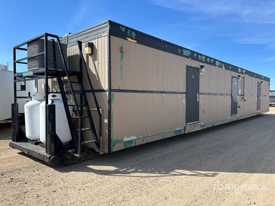 2007 Alberta Modulars Wet Sleeper-0077 60 ft x 12 ft Skid-Mounted Sleeper Campamento móvil