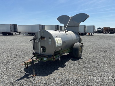 D&M 6 ft S/A 600 Gallon Concentrate Vineyard Spruzzatore trainato