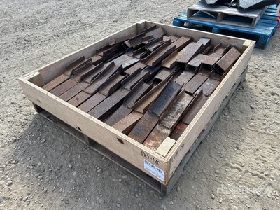 Quantity of Deck Pins