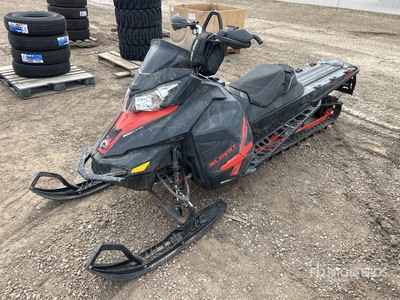 2014 Ski-doo Summit 800R Snowmobile
