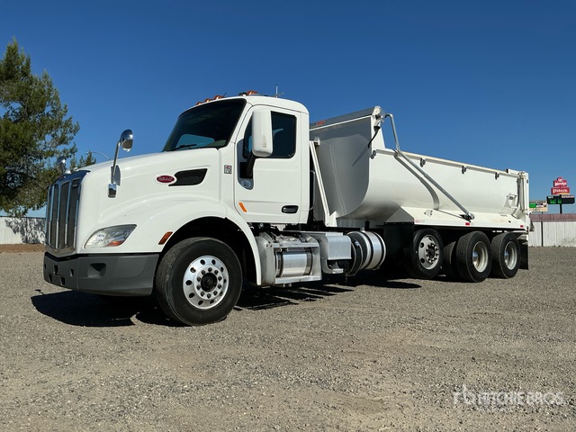 2020 Peterbilt 579 8x4 Tri/A Dump Truck