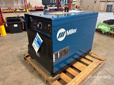 2017 Miller SubArc DC 650 815 A Mobile Multi-Process Electric Welder