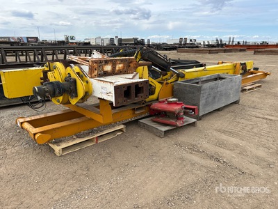 2007 Iron Derrickman LTD Iron Derrick Hand