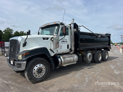 2016 Cat CT660L SFA 8x4 Tri/A Dump Truck