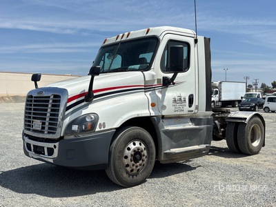 2016 Freightliner Cascadia 125 4x2 S/A Day Cab Truck Tractor
