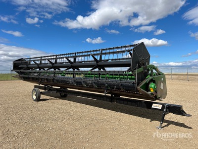 John Deere 930 30 ft Flex Combine Header