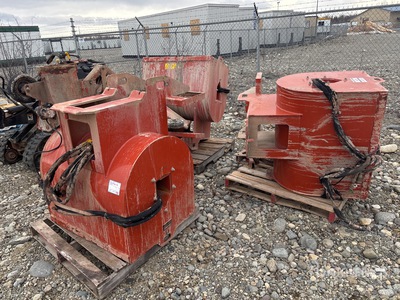 Quantity of (3) Pallets of 2021 Ditch Witch Hydraulic Concrete mixer attachments Różne urządzenia do betonu Sprzęt do betonu