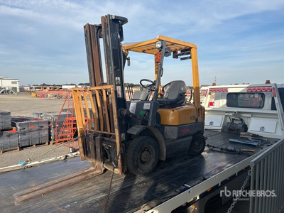 TCM FG15N18 Forklift