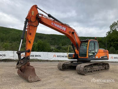 2017 Doosan DX225 LC Tracked Excavator