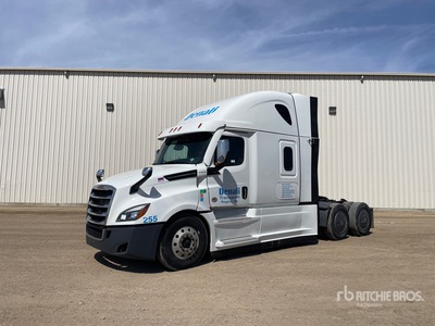 2023 Freightliner Cascadia 126 6x4 T/A Sleeper Truck Tractor