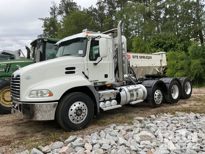 2018 Mack CXU613 6x4 Cabeza Tractora Cabina Corta