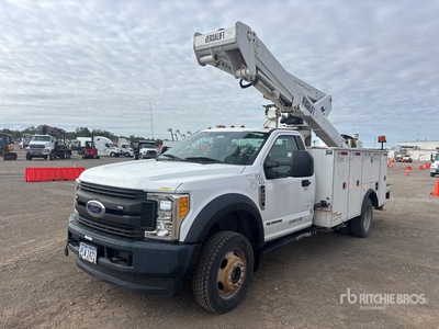 2017 Versalift VST-47-MHI 47 ft on 2017 Ford F-550 4x4 Bucket Truck