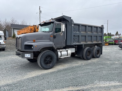 2003 International 5600I 6x4 Kipperpritsche-Lkw
