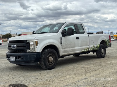 2019 Ford F-250 XL 4x2 Extended Cab Pickup