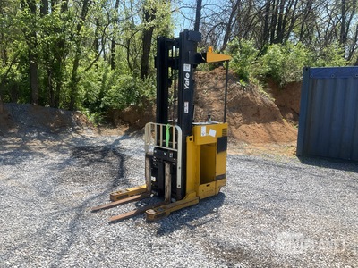 Yale NR040ADNM24TV107 Electric Forklift