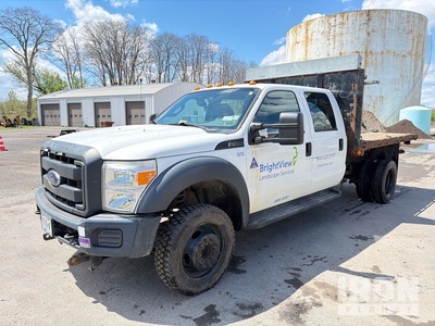 2016 Ford F-450 4x2 Crew Cab Flatbed Truck