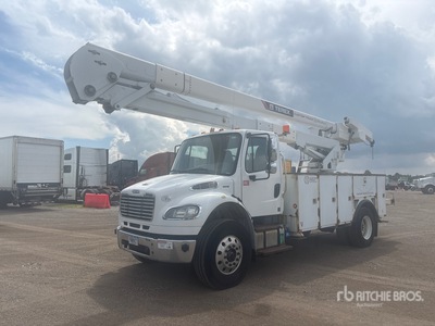 2015 Terex High-Ranger 5TC-55 55 ft on 2017 Freightliner M2 106 4x2 Camión con Cesta Elevadora