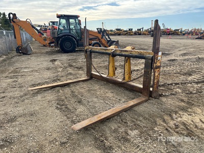 CWS 71 in Q/C Wheel Loader Forks - Fits Komatsu WA380