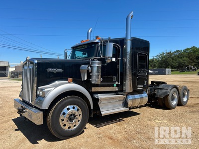 2019 Kenworth W900 6x4 Aerocab Flat Top Cabina con cuccetta per trattore stradale