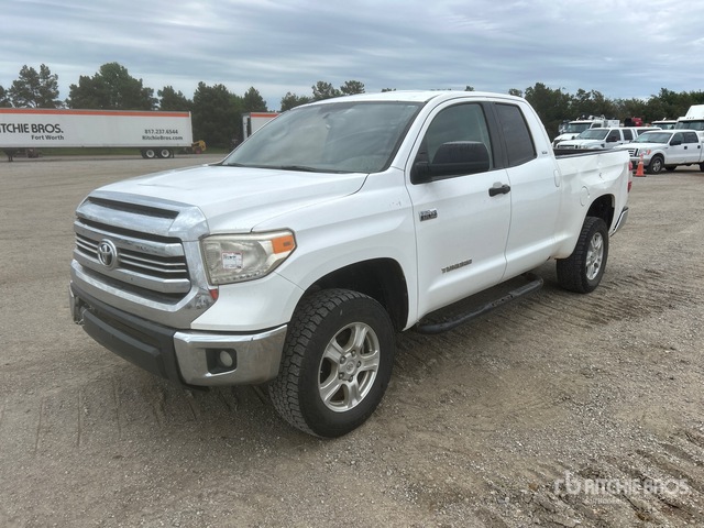 2016 Toyota Tundra SR5 4x4 Extended Cab Pickup