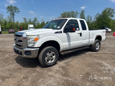 2011 Ford F-250 FX4 4x4 Extended Cab Pickup