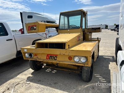 Hydraulic Pile Hammer on Broderson Hydra Hammer MH-42 4x2 Truck
