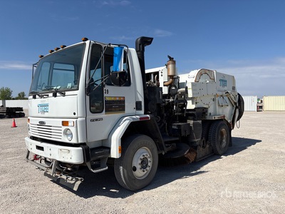 Tymco 600 Air Sweeper on 2001 Freightliner FC70 Sweeper Truck