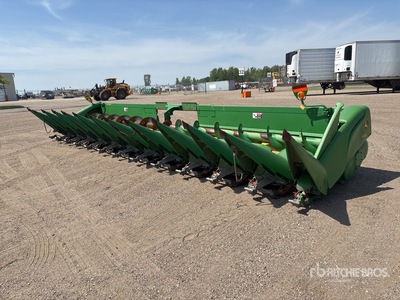 2009 John Deere 612C 12 Row 30 ft Corn Maaikop