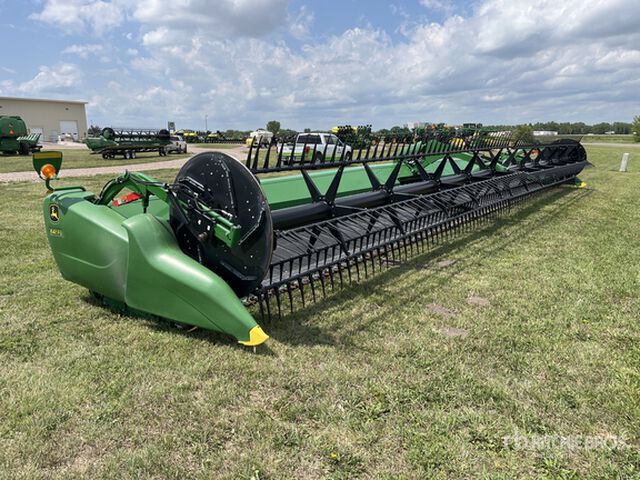 2018 John Deere 645FD 45 ft Flex Draper Combine Header