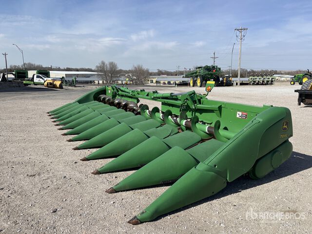 2020 John Deere 712FC 12 Row Corn Combine Header