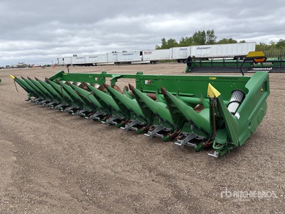 2022 John Deere C12R 12 Row 32 ft Corn Maaikop