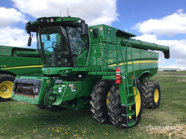 2024 John Deere S770 4x4 Combine Harvester