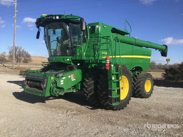 2024 John Deere S780 4x4 Combine Harvester