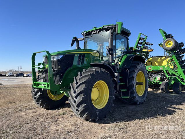 2023 John Deere 7R 310 4WD Tractor