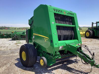 2022 John Deere 560M Presse à balles cylindriques