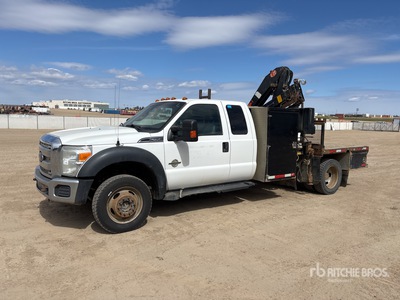 PM 6 Knuckle Boom on 2013 Ford F-550 4x4 Extended Cab Camión Grúa