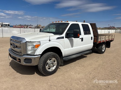 2013 Ford F-350 XLT 4x4 Crew Cab Camión Caja Abierta