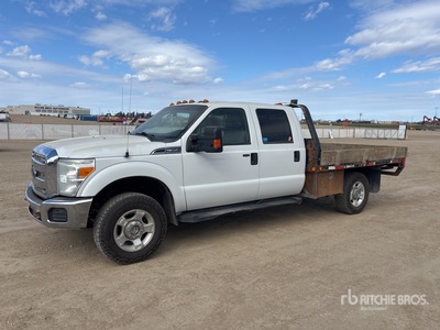 2013 Ford F-350 4x4 Crew Cab Platte vrachtwagen
