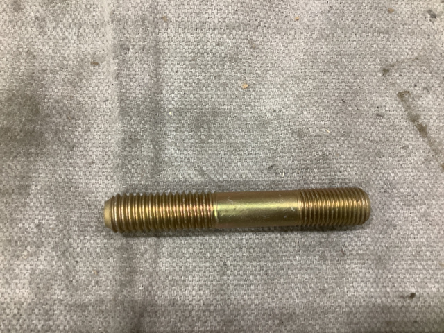 (114) Bell Helicopter 120-216P40N Plain Studs