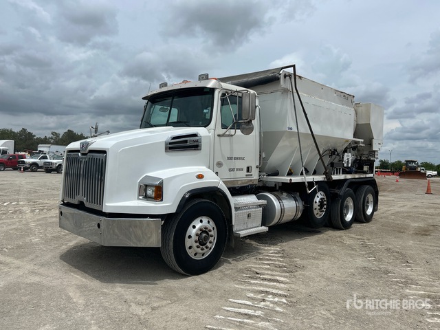 2017 Western Star 4700 8x4 Volumetric Mixer Truck