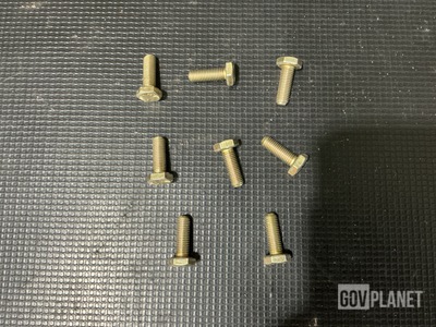 (100) CNH America 88989 Screws