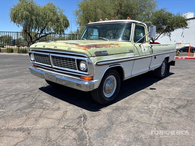 1970 Ford F-250 Ranger XLT 4x2 بيك اب