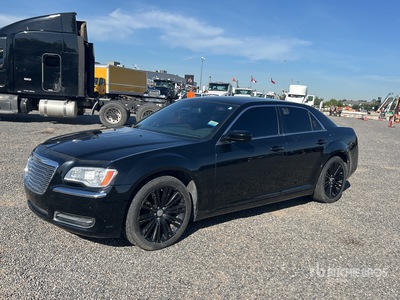 2014 Chrysler 300 Automobile