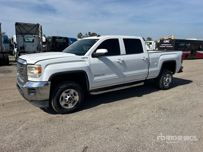 2015 GMC Sierra 2500HD SLE 4x4 Crew Cab Pickup