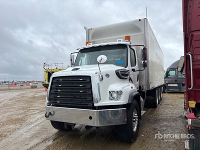 2018 Freightliner 114SD 8x6 Curtain Side Truck