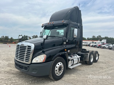 2017 Freightliner Cascadia 125 6x4 Ciągnik siodłowy T/A z kabiną dzienną