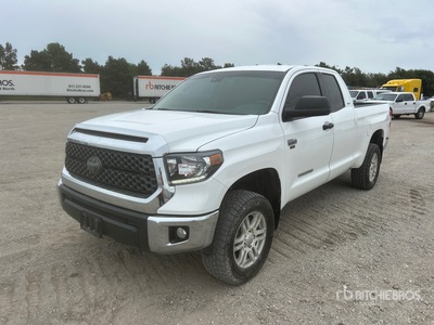 2020 Toyota Tundra SR5 4x4 Extended Cab Pickup