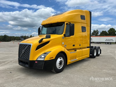 2022 Volvo VNL64760 6x4 Ciągnik siodłowy T/A z kabiną sypialną