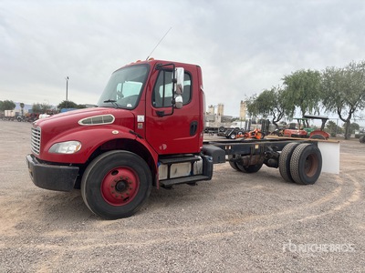 2014 Freightliner M2 106 4x2 Cab and Chassis
