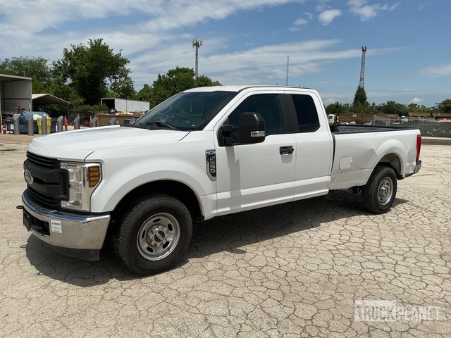 1FT7X2A62JEB18421 2018 photo no. 1